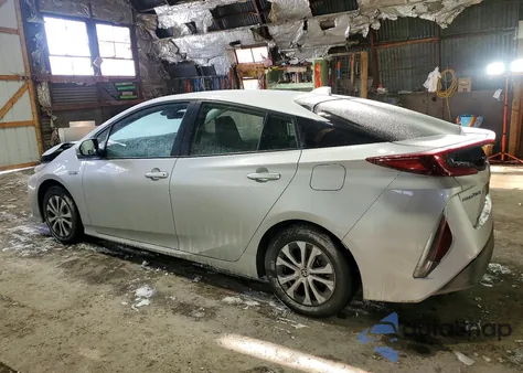 2022 Toyota Prius Prime Le from USA, damaged, VIN JTDKAMFP7N3227273